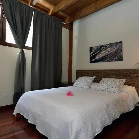 Peace Vegueta Villa